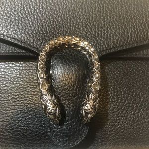 Gucci Dionysus black leather mini shoulder purse with tiger head closure *NEW*